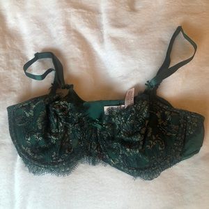 NWOT Victoria Secret Dream Angel Bra